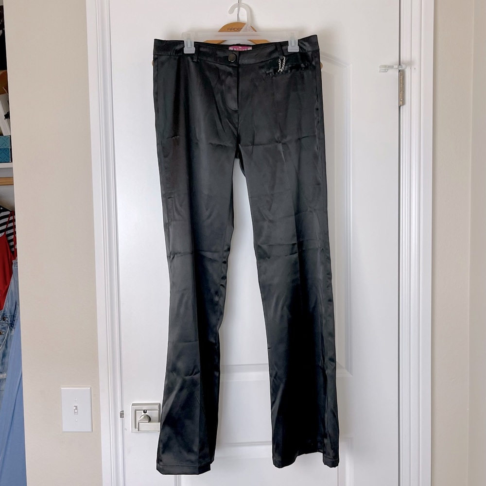 NWT Modiva flare bottom satin pants. Size 11.